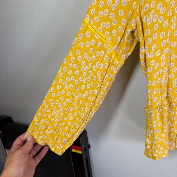 Pleione Yellow Floral Tiered V-Neck Blouse Womens Large Boho Peasant Relaxed - Picture 8 of 12